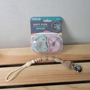 2 Pc Dr. Talbots by Nuby Ortho Pacifiers 0-6m - NEW / SEALED + Pacifier Clip